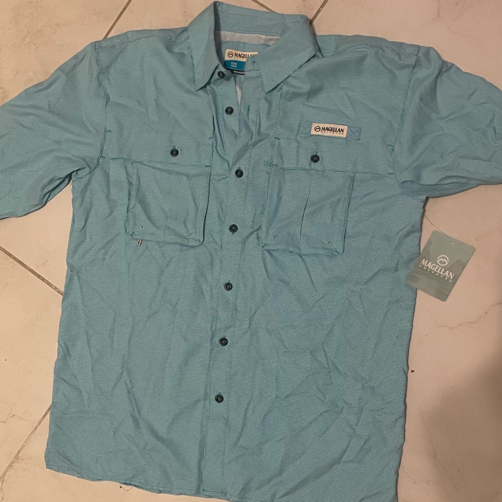 NWT. Men’s SM Magellan Outdoors Men's Laguna Madre long sleeve shirt